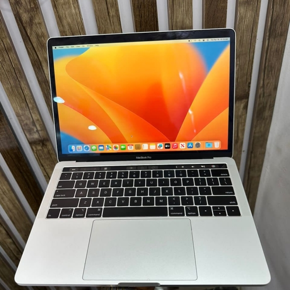 Laptop